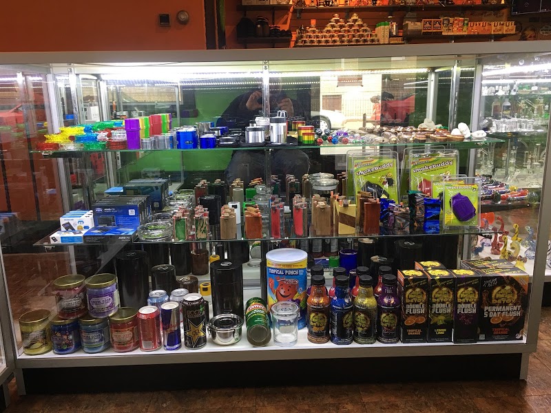 A No 1 Smoke Shop