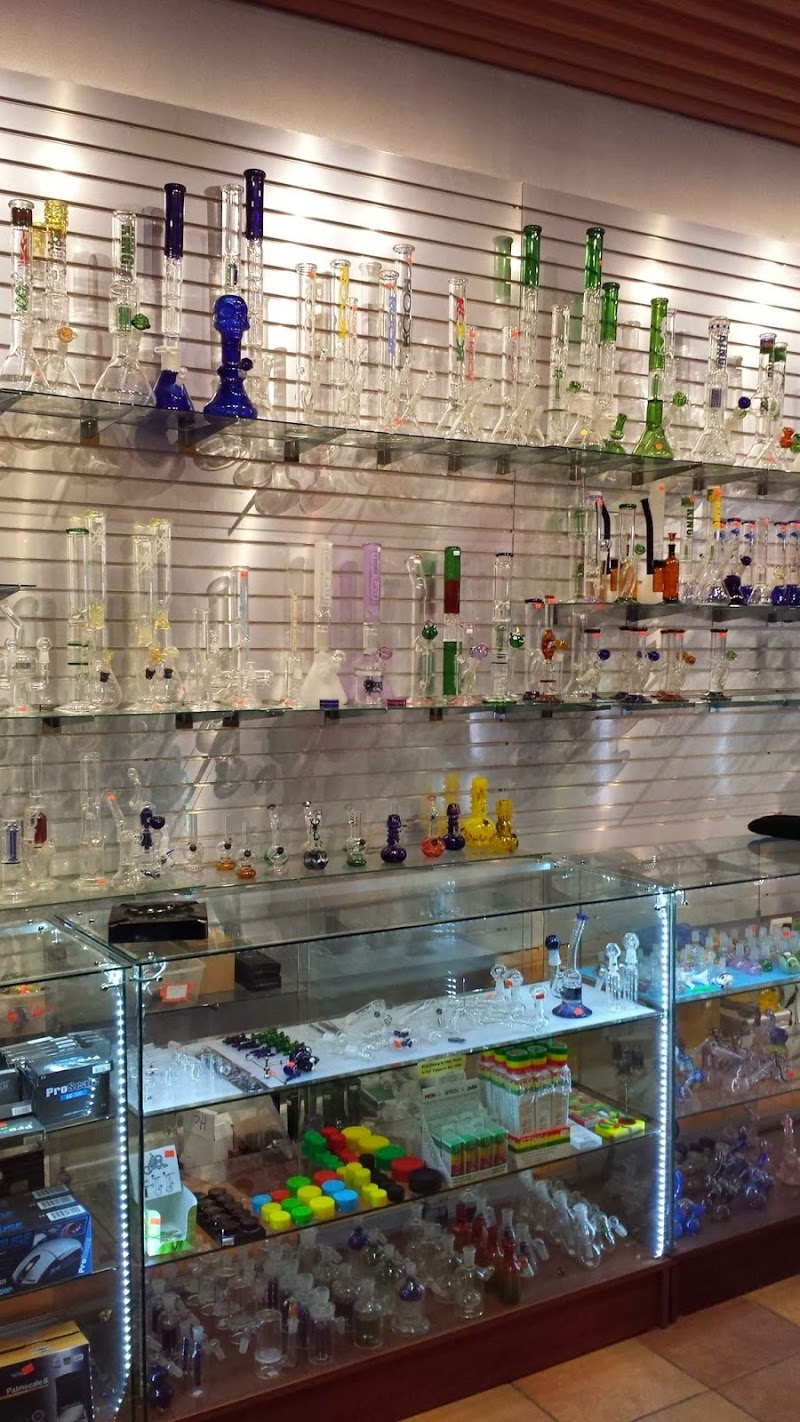 Ash\'s Tobacconist