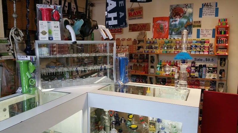 Ashley\'s Pipe Shop