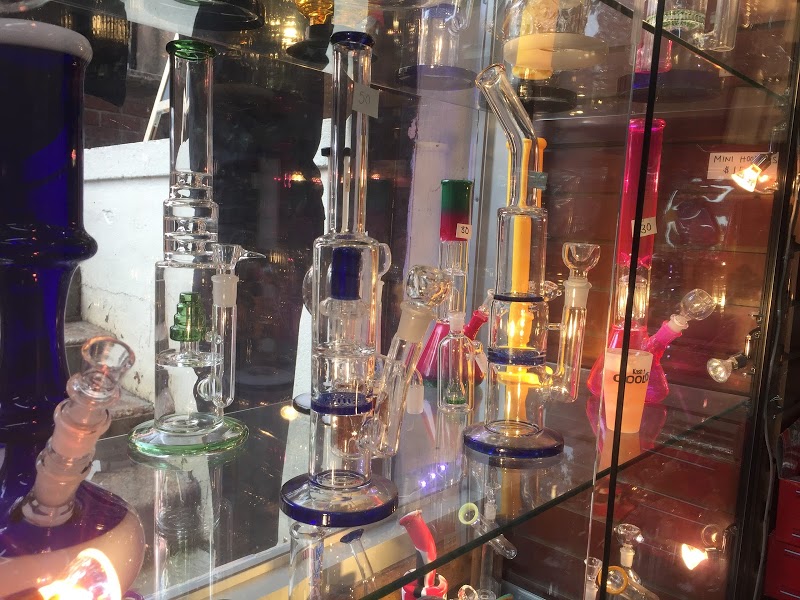 Atlantic Ave Smoke Shop