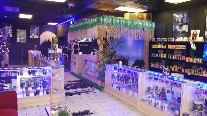 Chasing Vapes E-Cigs & Lounge