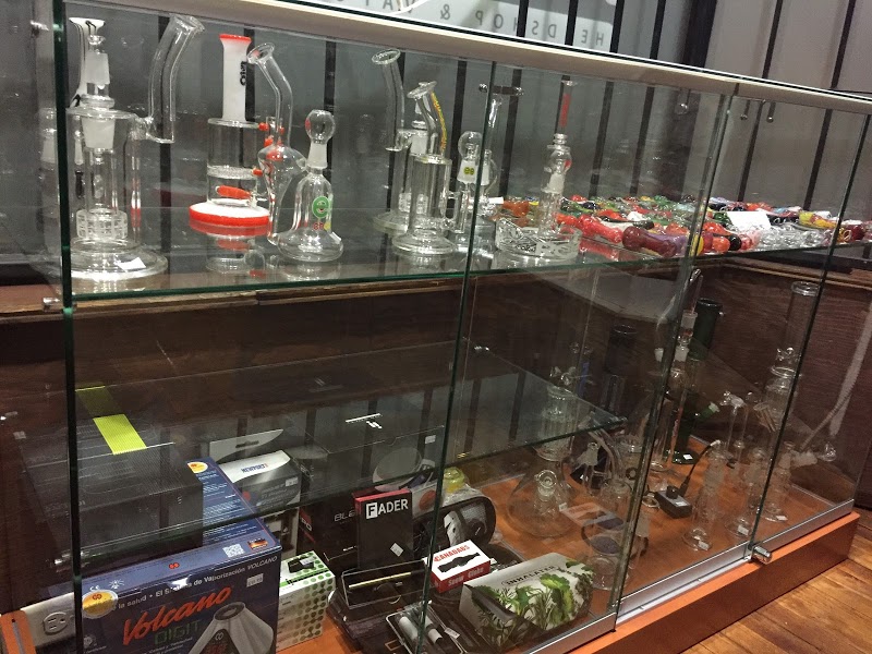 Cloud Nine Headshop and Vapor Lounge