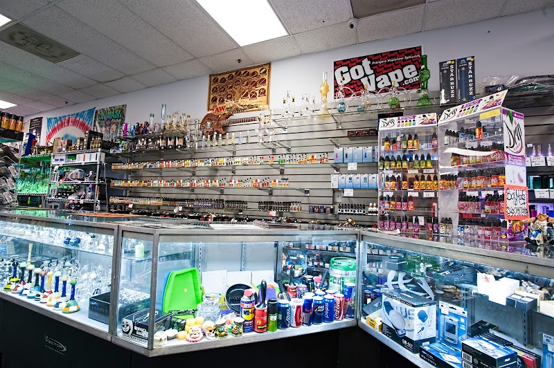 Connoisseur Smoke Shop by All In One
