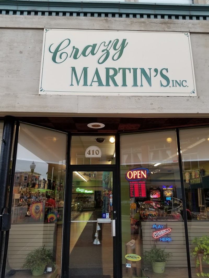 Crazy Martin\'s Gifts & Novel