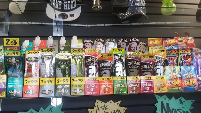 D Smoke Shop