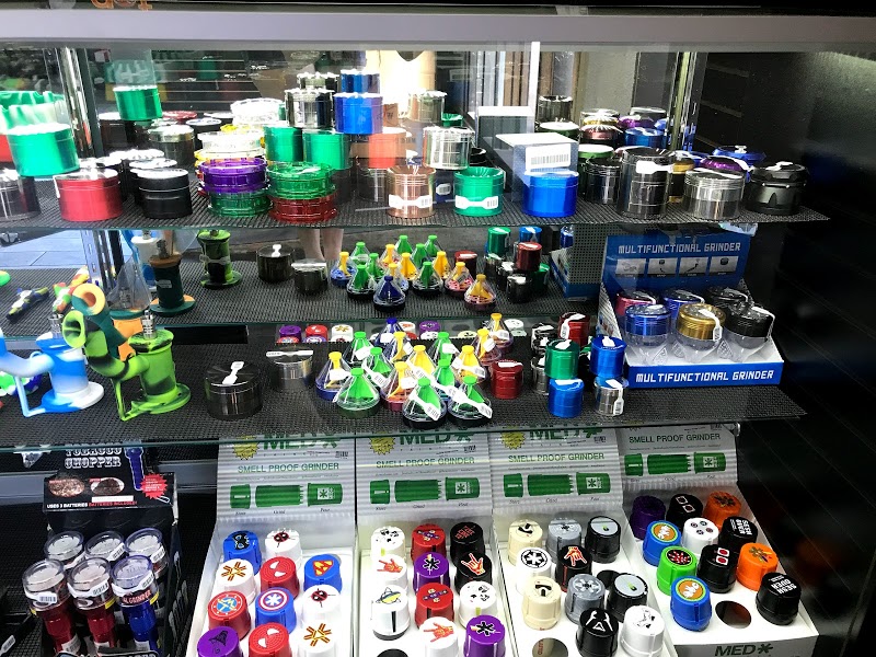 Degenerate Smoke N Vape Shop