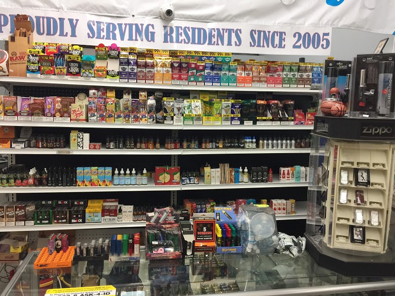 EJ\'s Smoke Shop & Water