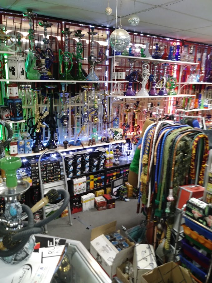 EYE Smoke Shop