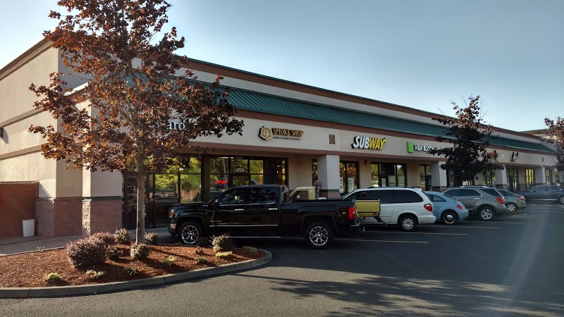 GJ\'s Smoke Shop