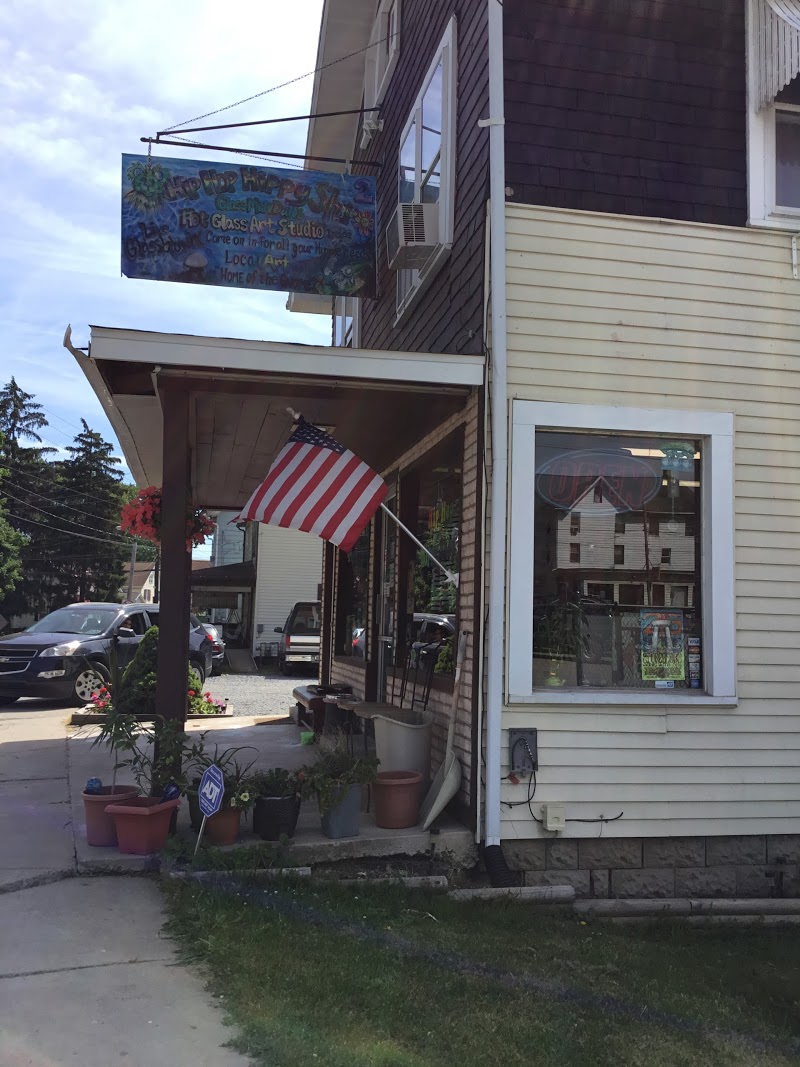 Glassman Dan & Joeys Hiphop Hippy Shop