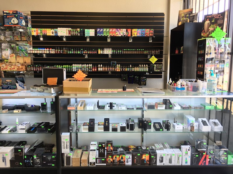 Green Light Smoke Shop
