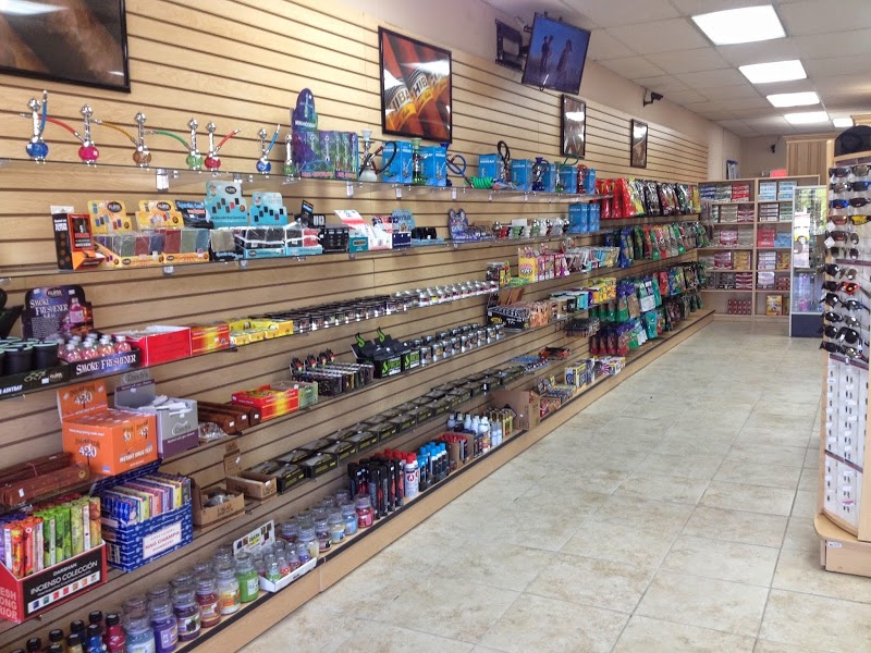 Gurnee Cigar and Tobacco
