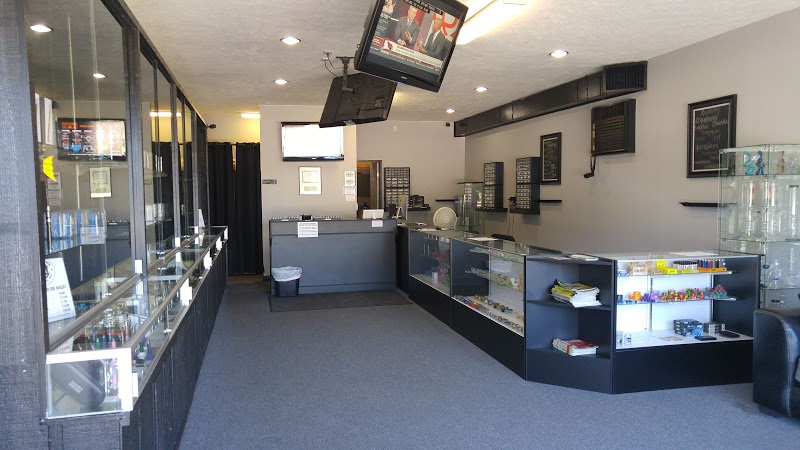HeadQuarters Vape & Smoke Shop