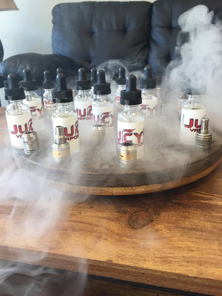 Juicy\'s Vapor Lounge - Ponca