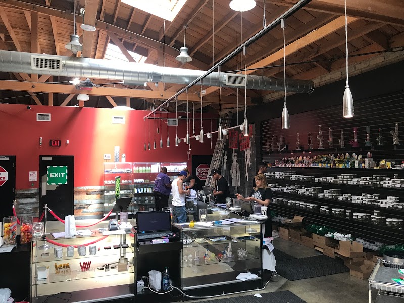 LA Wonderland Marijuana Dispensary Recreational
