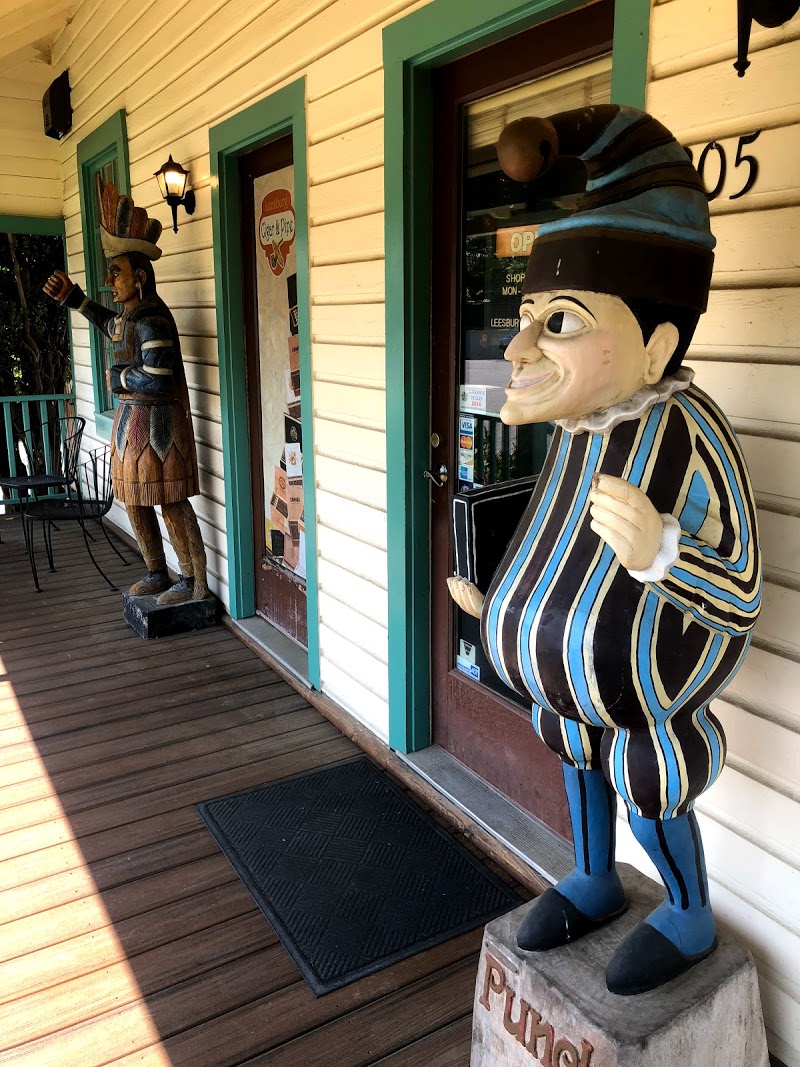 Leesburg Cigar & Pipe