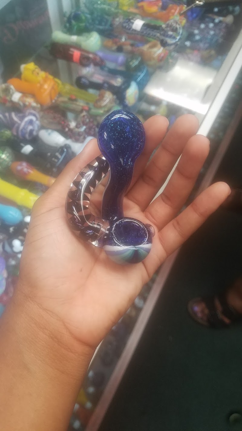 Paradise Gifts & Tobacco