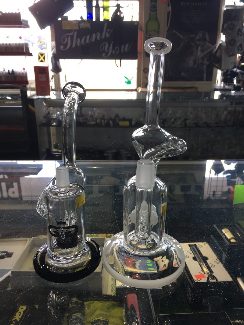 Pipeline Smoke Shop