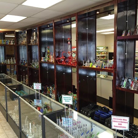 Smokers Gallery Pipes and Tobacco