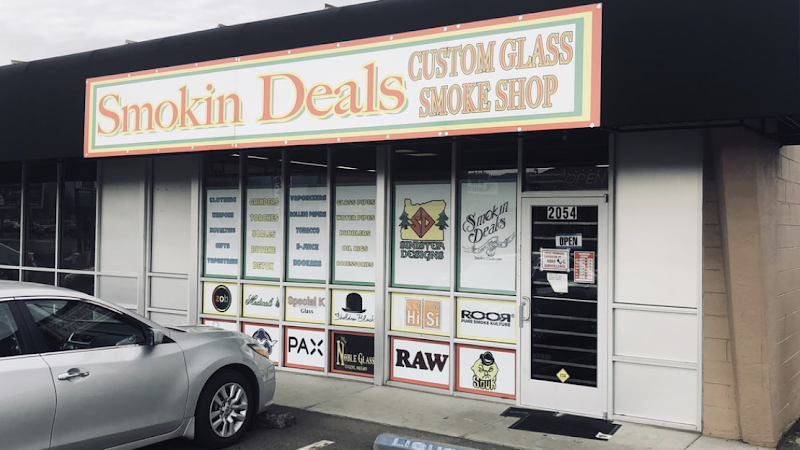 Smokin Deals Custom Glass Smoke Shop