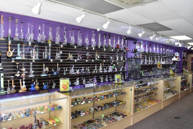 The Red Carpet Smoke Shop