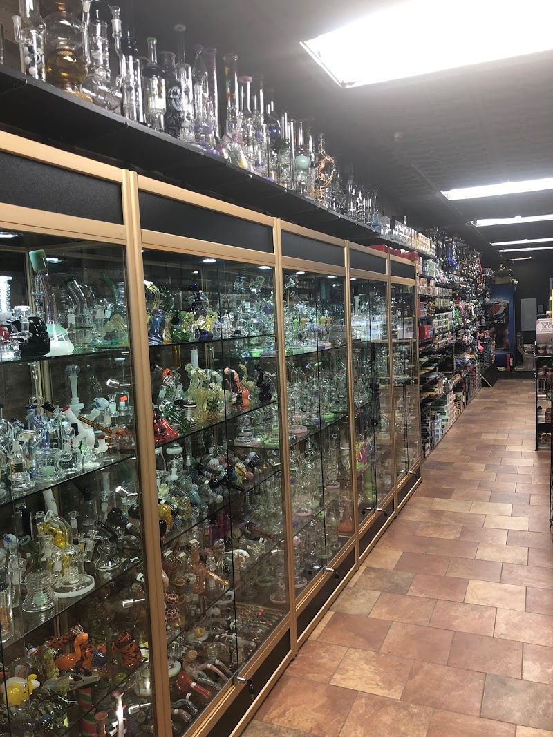 Vapes & Tobacco