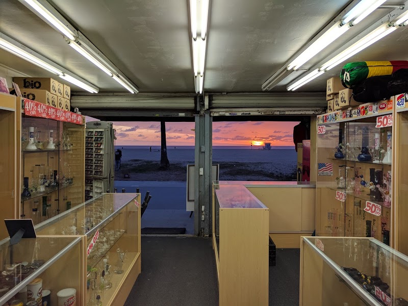 Venice Beach Smoke Shop
