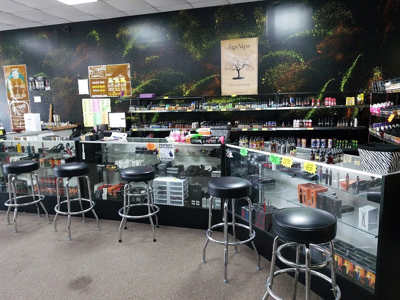 Vivacious Vapes/CBD Shop