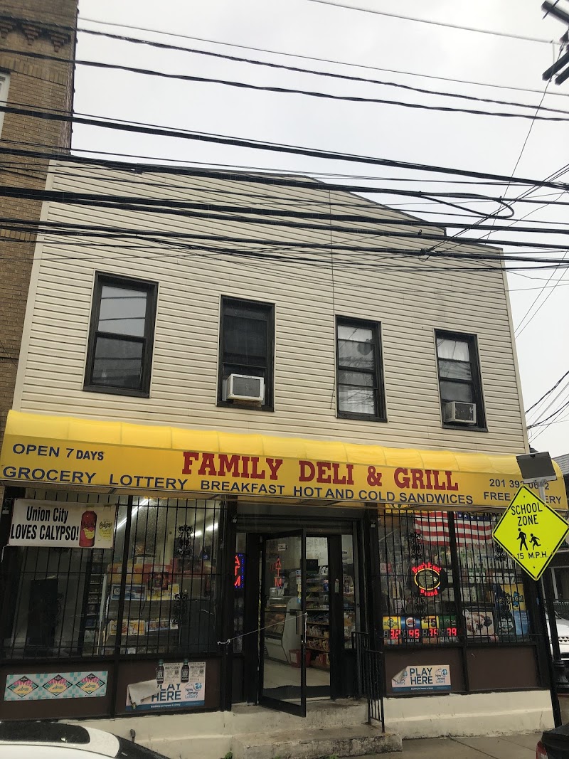 Family Deli & Grocery | Headshop in Union City, New Jersey