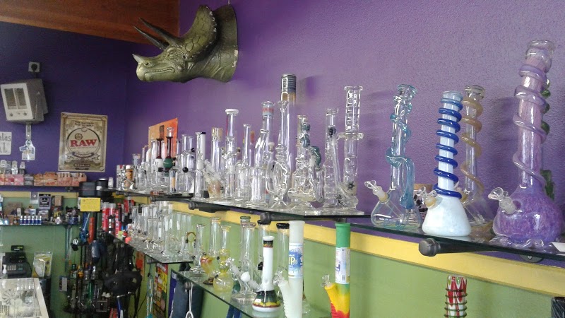 Green Daze Glass & Smoke Shop