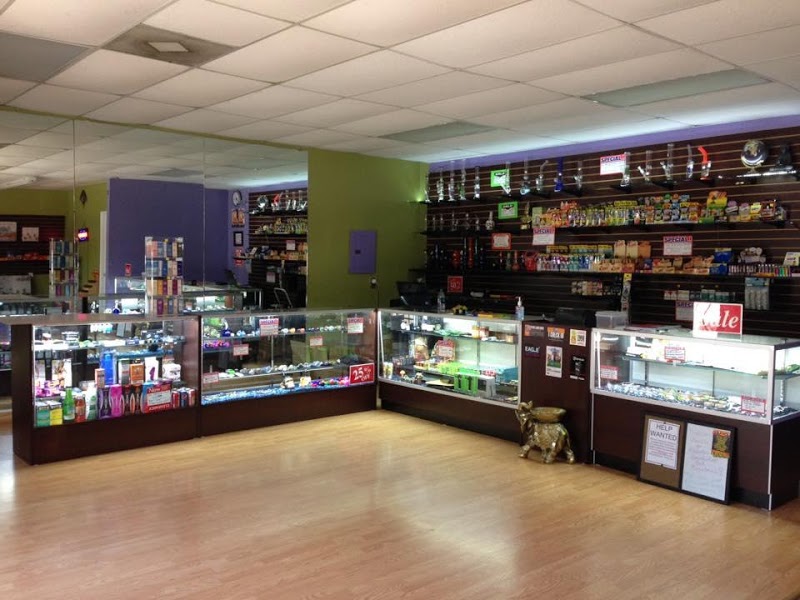 Reviews and store details of Houston Smoke Shop and Novelties - a smoke sho...
