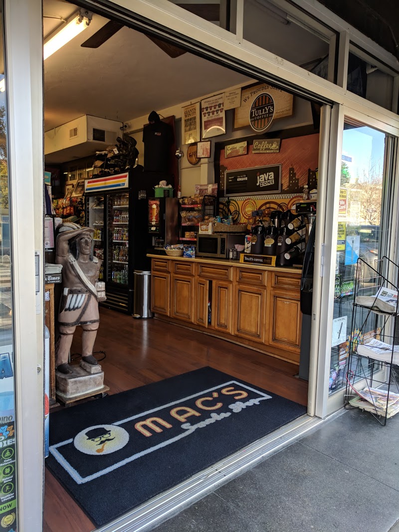 Mac\'s Smoke Shop