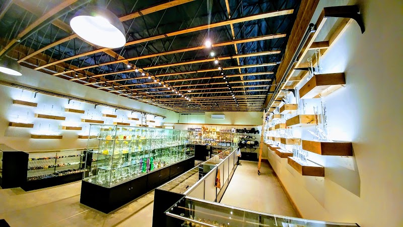 NVS Glassworks: Portlands Premier Smoke Shop