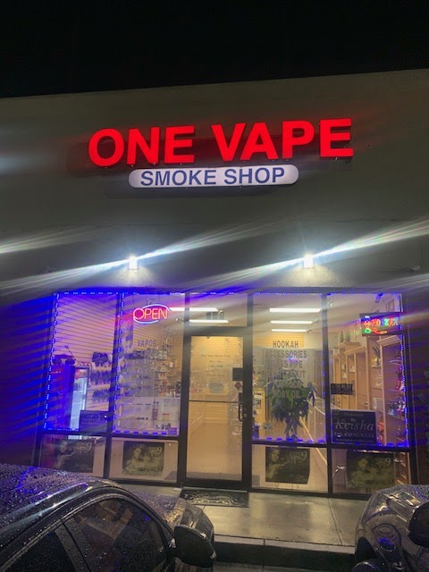 One vape smoke shop
