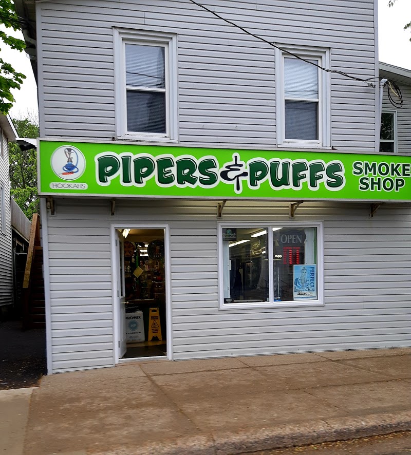 Pipers & Puffs Smoke Shop in Sydney, Nova Scotia