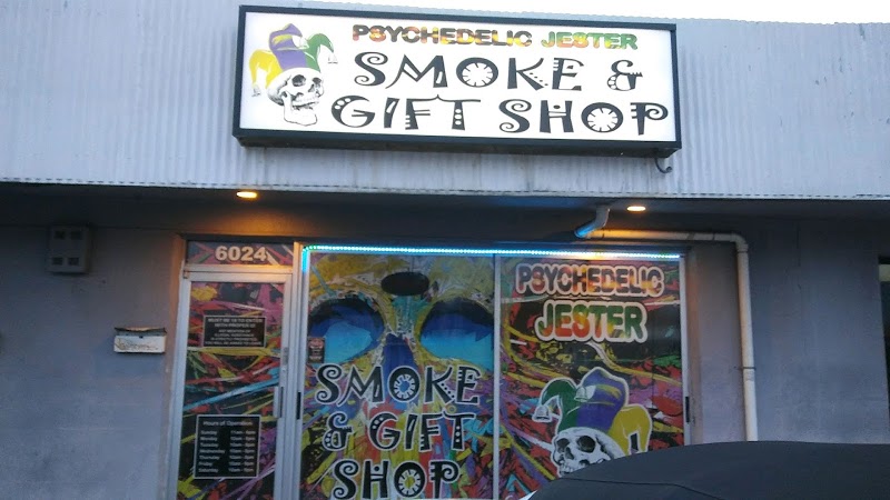 Psychedelic Jester Smoke & Gift