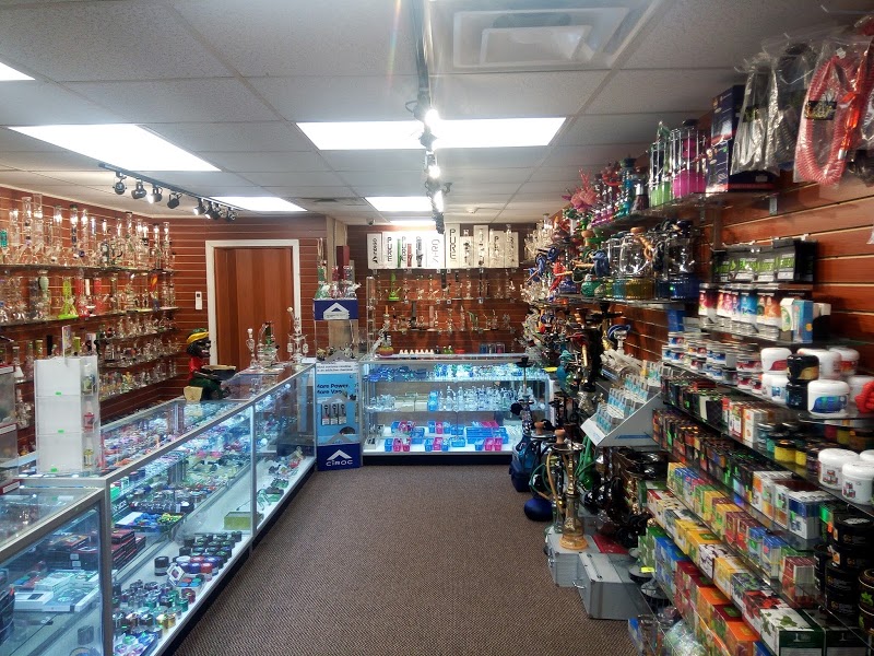 Smoke And Hookah Outlet