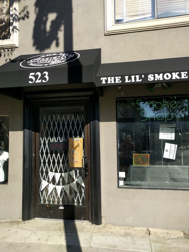 The Lil' Smoke Shop | Headshop in Long Beach, California