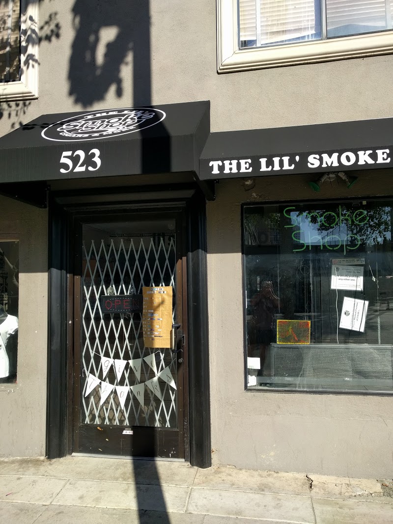 The Lil\' Smoke Shop
