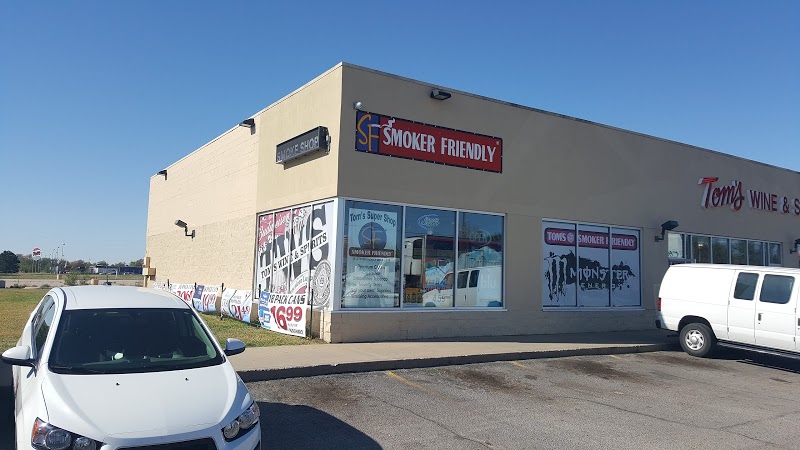 Tom's Smoker Friendly/Smoke Shop 1 | Headshop in Wichita, Kansas